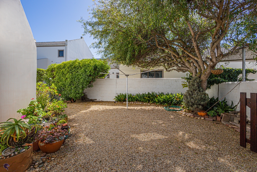 3 Bedroom Property for Sale in Country Club Western Cape